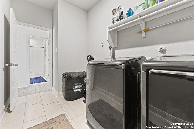 12136 Icon Rdg Property Photo 19