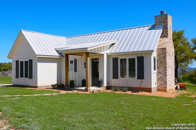 1604 Farm To Market Rd 1077 Property Photo