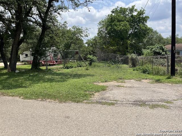 180 Deveraux Property Photo 4