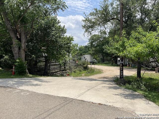 180 Deveraux Property Photo 6