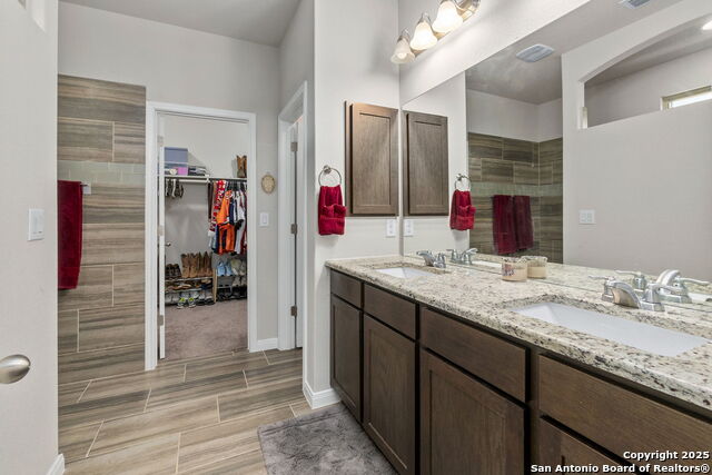 7914 Blackhawk Pass Property Photo 25