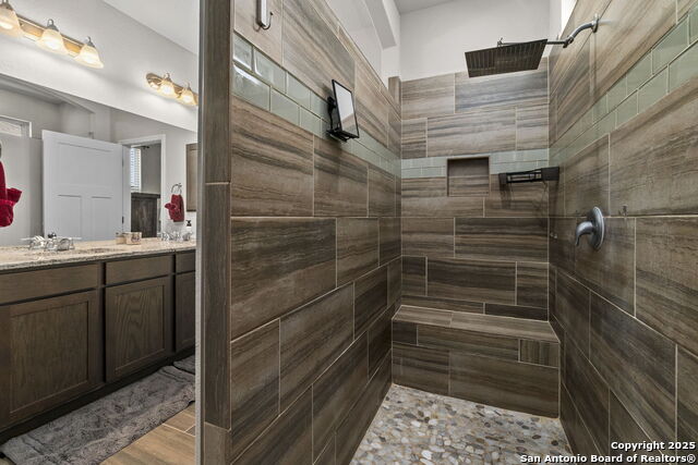 7914 Blackhawk Pass Property Photo 26