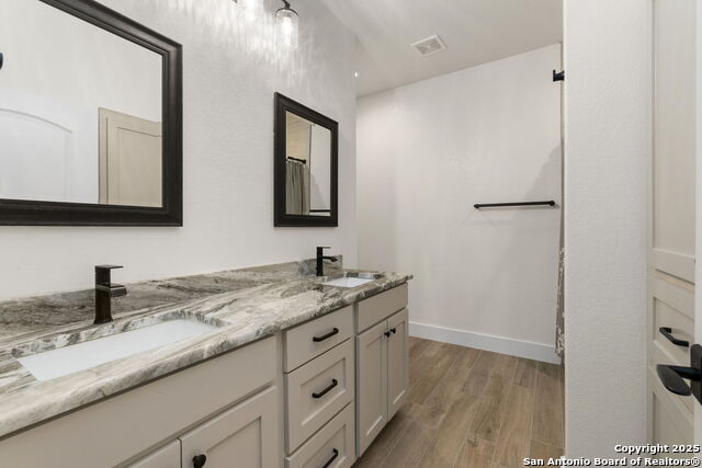 445 Settlers Ln Property Photo 25