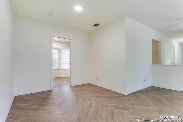 7442 Castle Trail Dr Property Photo 7