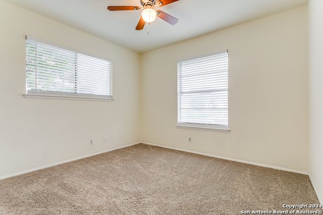 7442 Castle Trail Dr Property Photo 17