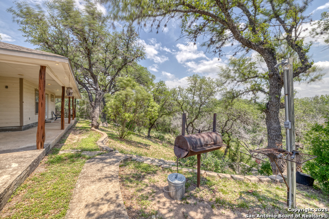 270 Robinson Property Photo 15