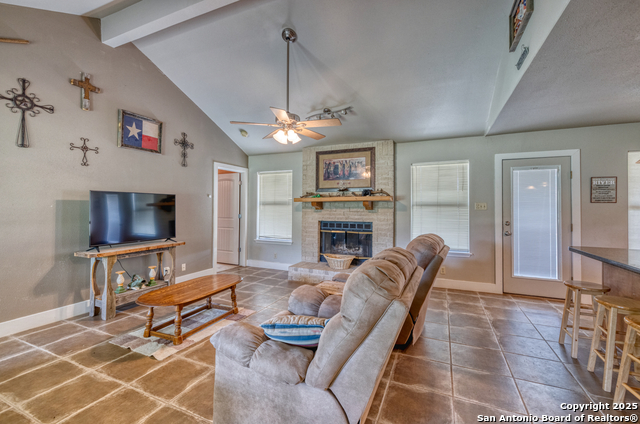 270 Robinson Property Photo 25