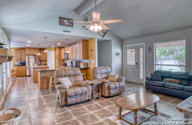 270 Robinson Property Photo 31