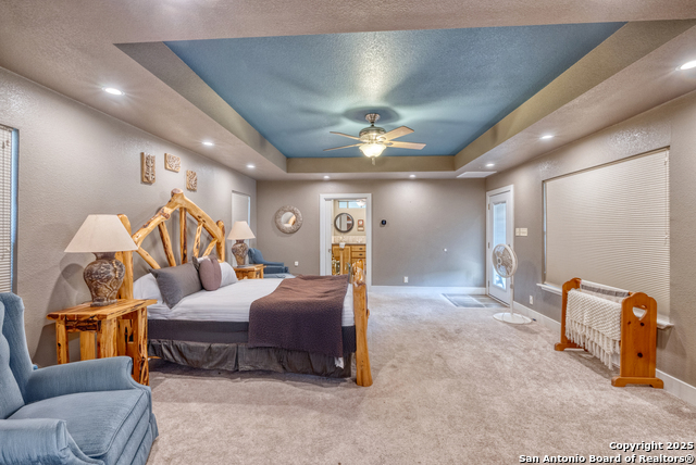 270 Robinson Property Photo 33