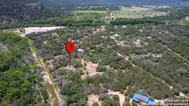 270 Robinson Property Photo 43