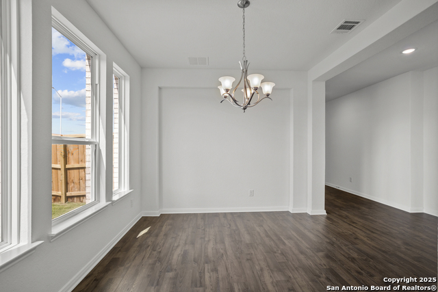 2804 Reeves Ln Property Photo 9