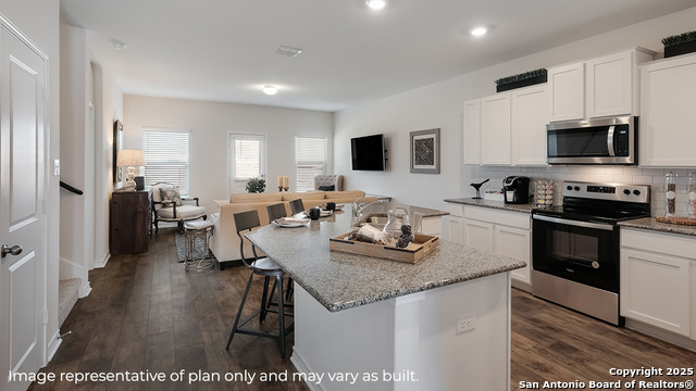 14602 Clay Ridge Run Property Photo 3
