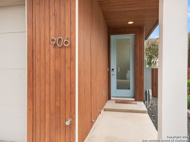 102 Tendick Property Photo 1