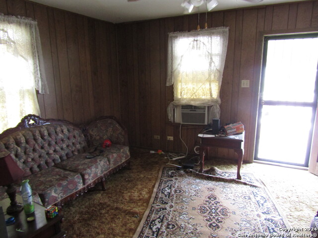 217 Lancaster Property Photo 4