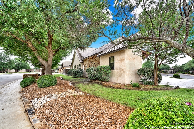 1320 Gruene Leaf Property Photo 7
