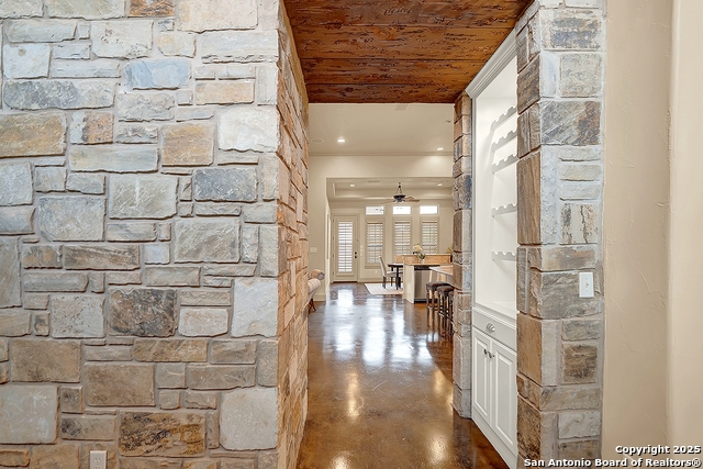 1320 Gruene Leaf Property Photo 10