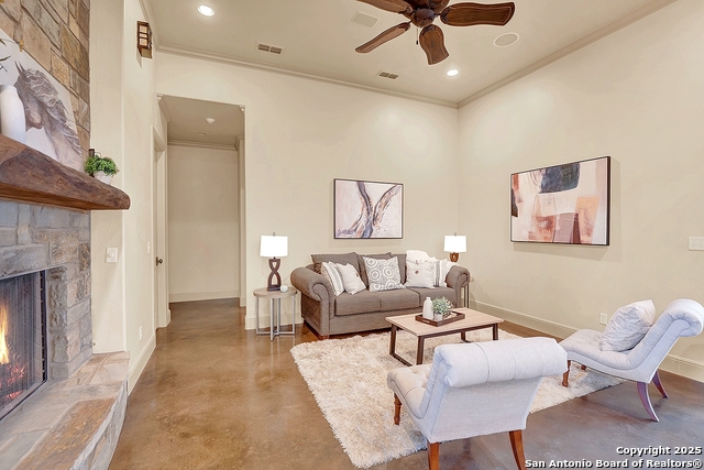 1320 Gruene Leaf Property Photo 14