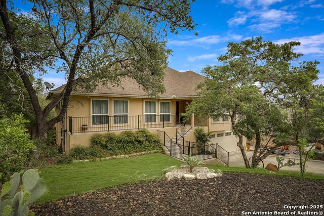 16812 Fox Ridge Property Photo 1