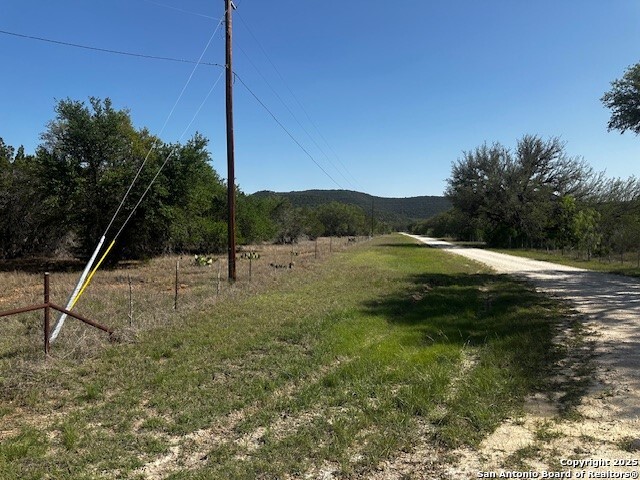 698 N Kahn Property Photo 23