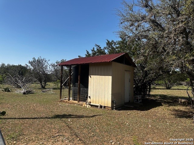 698 N Kahn Property Photo 11
