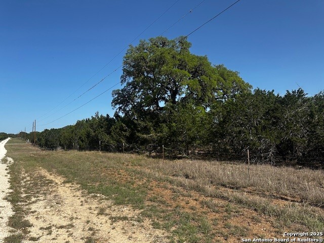 698 N Kahn Property Photo 22