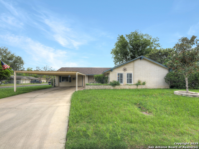 121 Meadow Property Photo 1