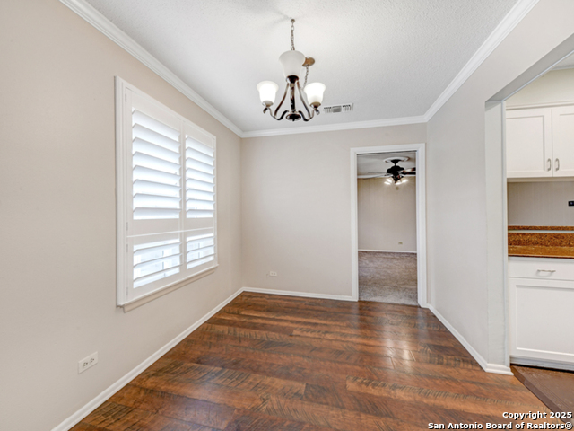 121 Meadow Property Photo 9