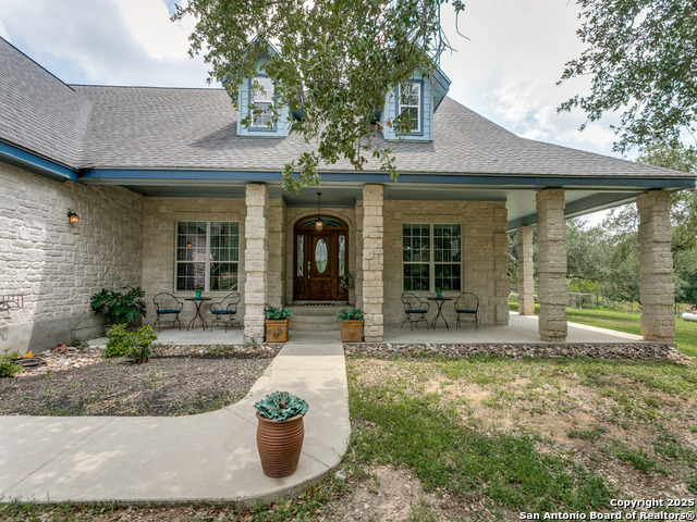 6840 S Loop 1604 Property Photo 1
