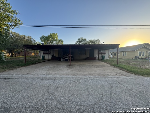 704 Cantrell Property Photo 1