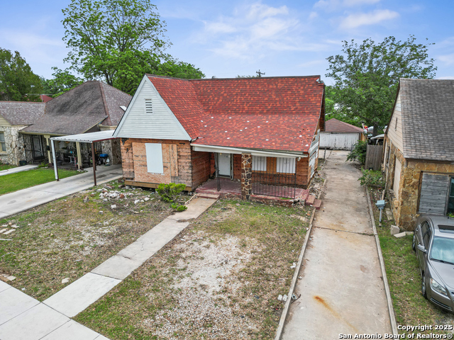 506 Haggin Property Photo 1