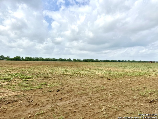 20250 Interstate 35 S Property Photo 7