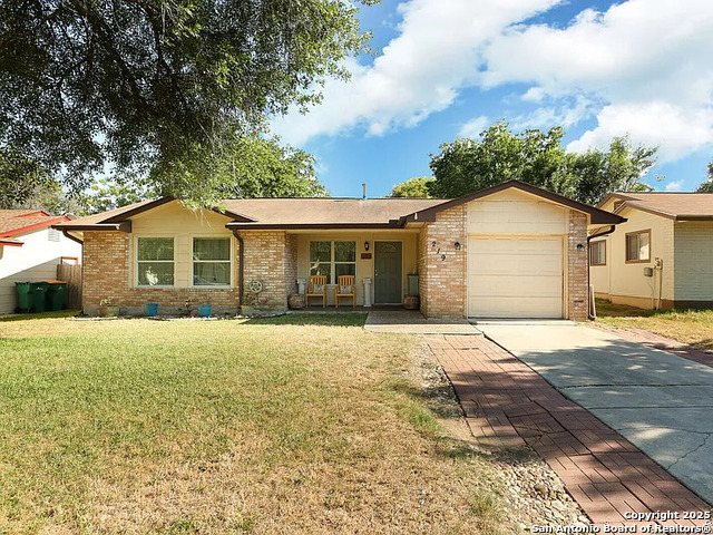 219 Royal Property Photo