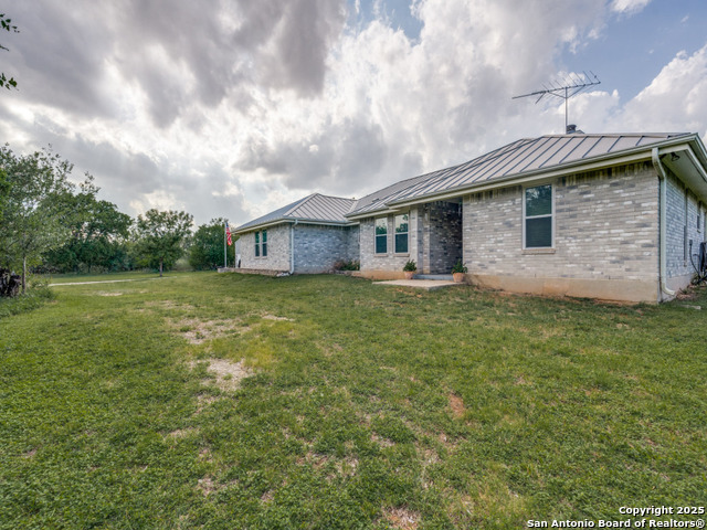 2126 River Oaks Property Photo 1