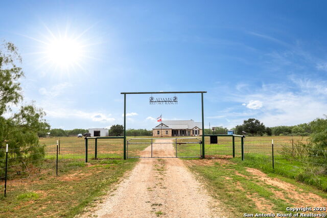 7850 Fm 1549 Property Photo 1