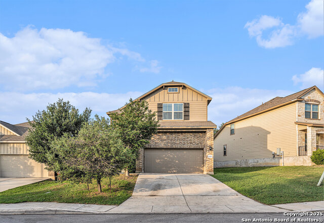 1819 Gray Fox Crk Property Photo 1