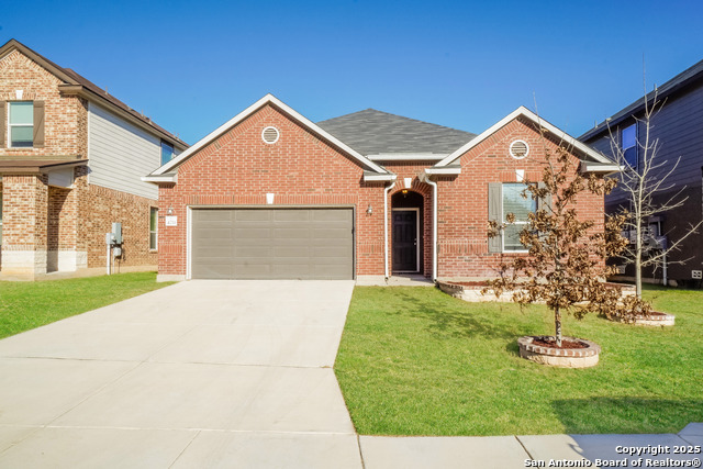 4711 Montrose Wood Property Photo
