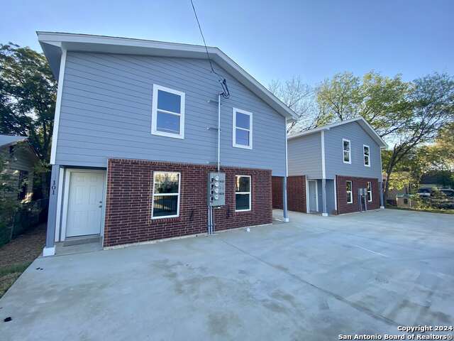 1628 S Hamilton St Property Photo 1
