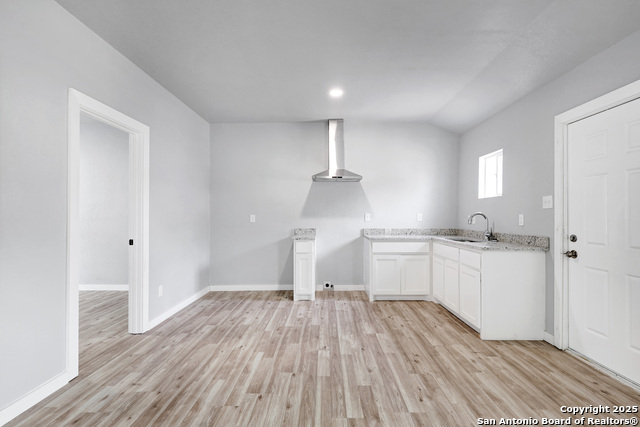 2706 Observation Property Photo 9