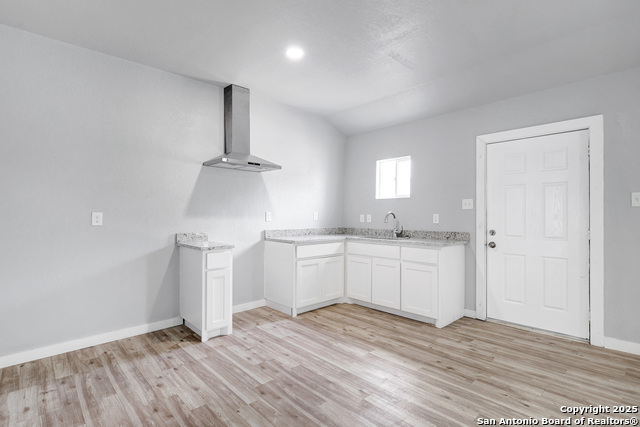 2706 Observation Property Photo 10