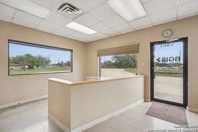 1901 Memorial Property Photo 9