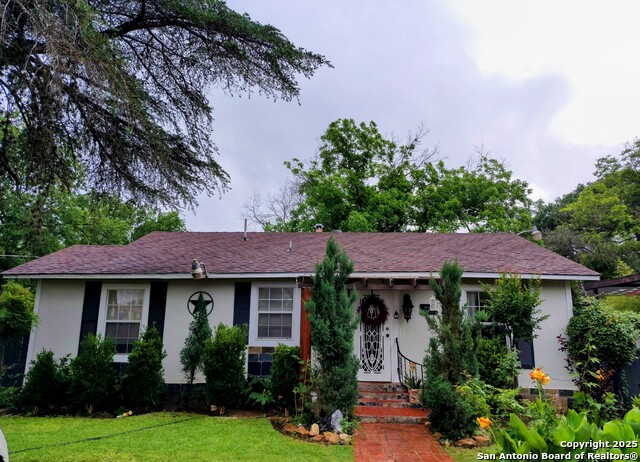 724 Holmgreen Property Photo 1