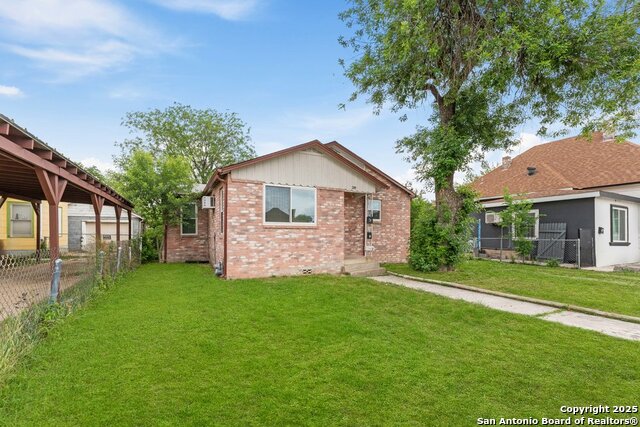 2111 Cincinnati Property Photo 3
