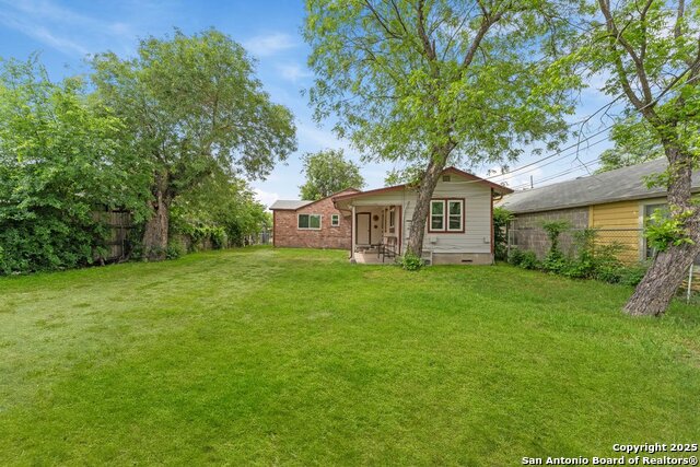 2111 Cincinnati Property Photo 6