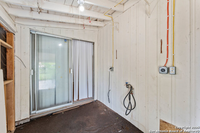 2111 Cincinnati Property Photo 14