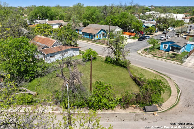 105 Shiner St Property Photo 5