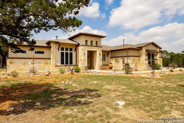 233/239 Rosinweed Property Photo 1