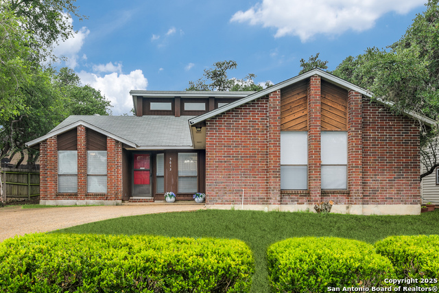 5615 Timber Bark Property Photo 1