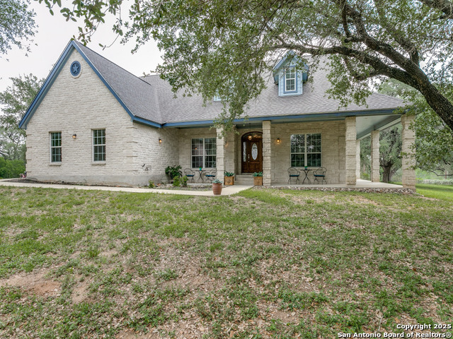 6840 S Loop 1604 Property Photo 6