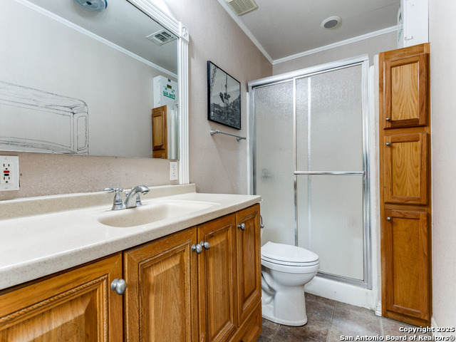 6840 S Loop 1604 Property Photo 36