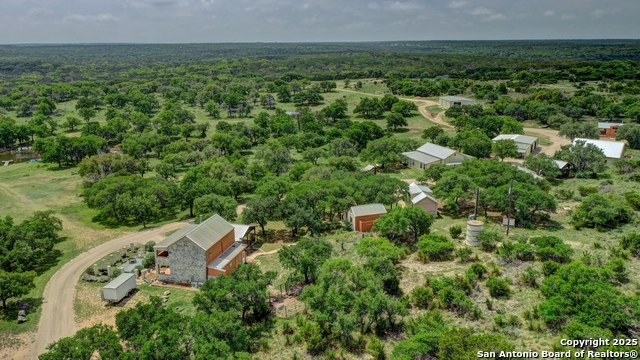 820 Bobby Shelton Ranch Rd Property Photo 1